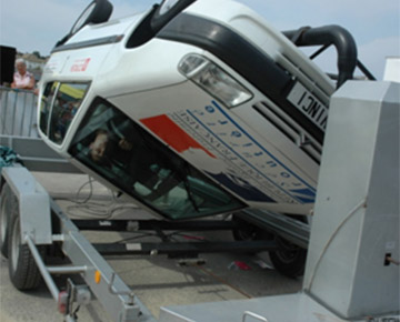 Voiture tonneau, ceinture de sécurité, atelier prévention , atelier sécurité, formation, coaching sécurité, safety day, journée sécurité