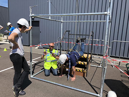 Prévention, chutes, glissades, déplacements, entorses, foulures, chutes de plain pied, atelier sécurité, formation, coaching, safety day, journée sécurité