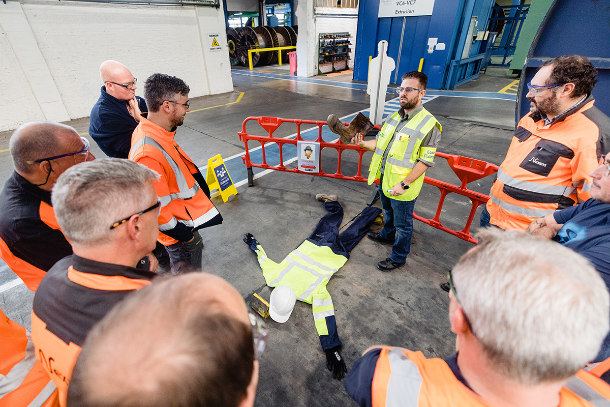 Safety day, safetyday, safety week, jornada sobre seguridad, jornada mundial de la seguridad y salud en el trabajo.